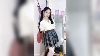 Bé loli c2 cực dâm