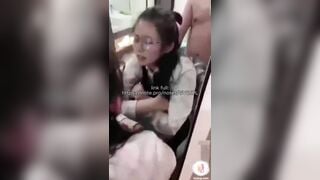 em bảo với chồng hôm nay em phải tăng ca về muộn