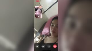 Gái xinh nói chuyện khẩu dâm